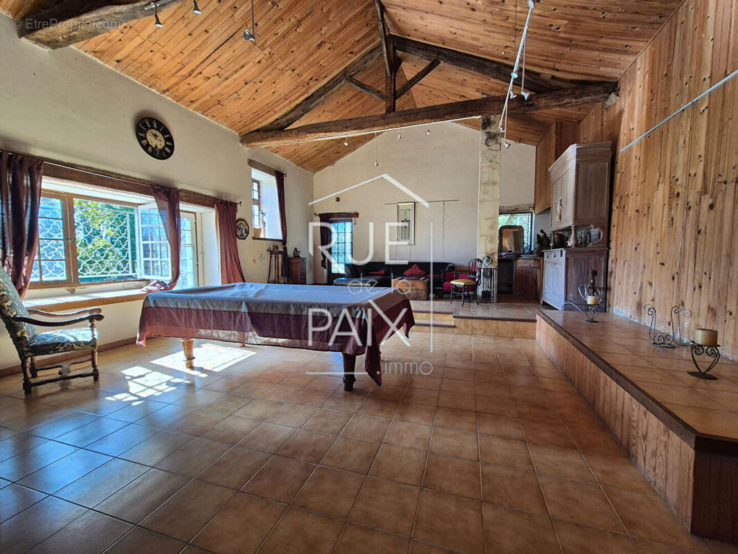 Maison Les Trois Moutiers - 290 m2 - photo 8