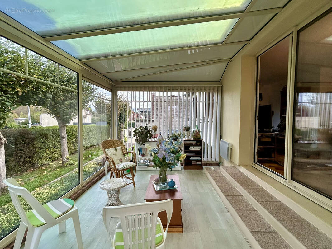 Maison à ARQUES-LA-BATAILLE