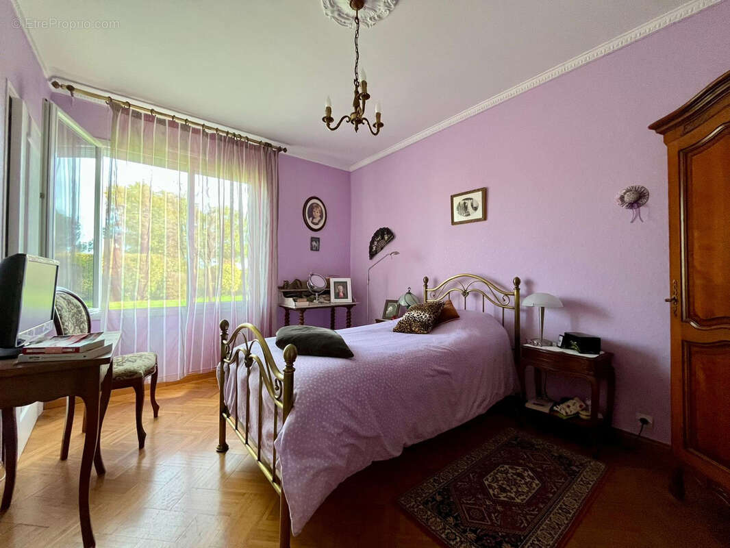 Maison à SAINT-LEGER-DES-BOIS