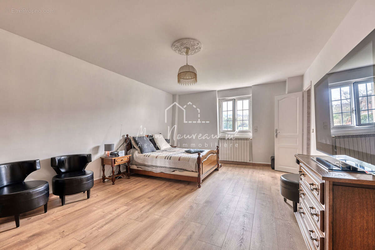 Maison à NOISY-LE-GRAND