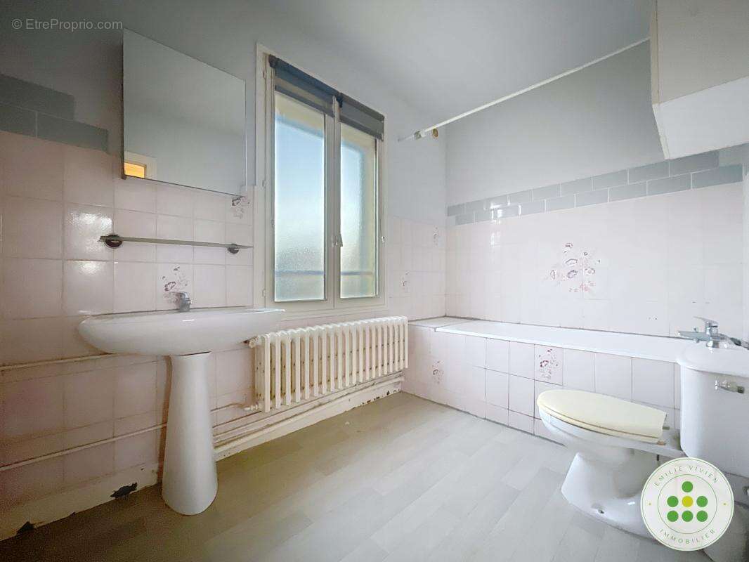 Maison à LA LOUPE