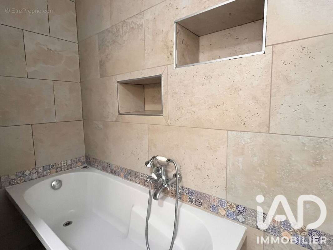 Maison 72 m² à Jarze  - photo 5