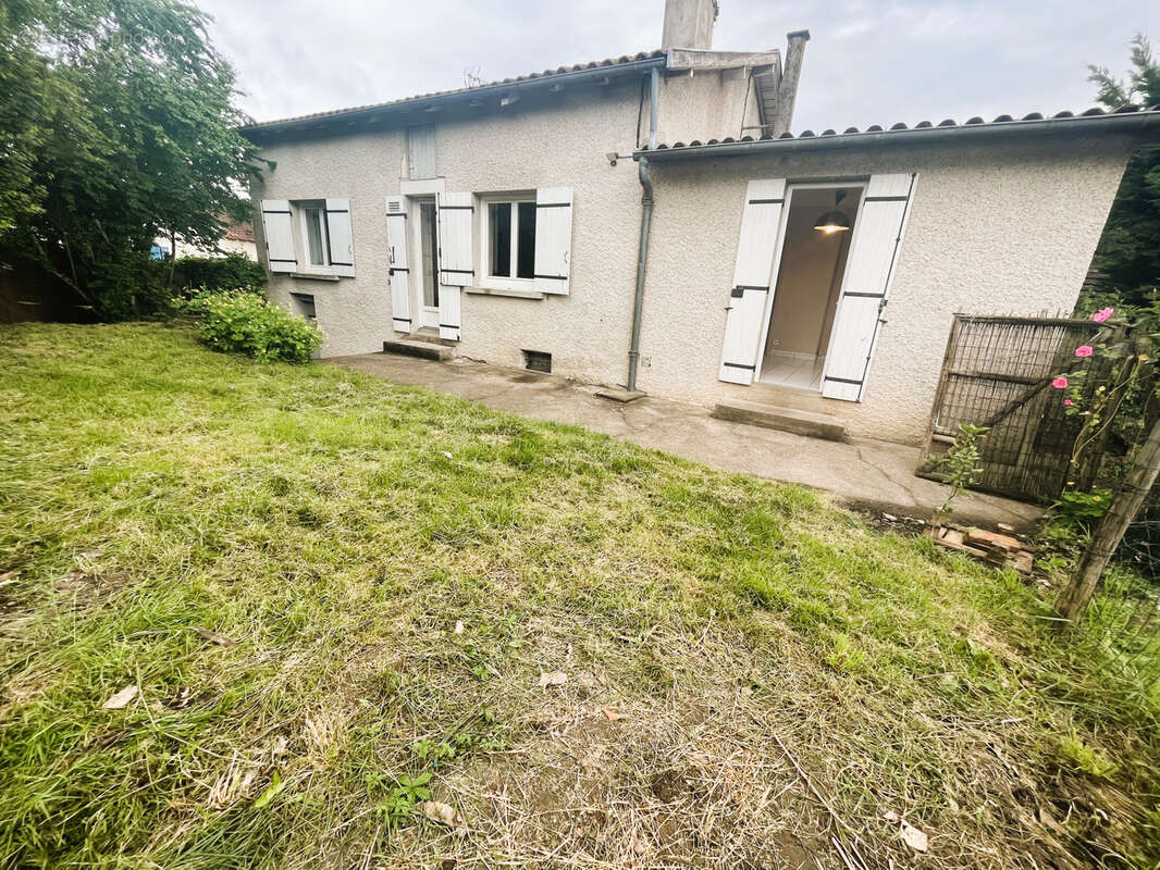 Maison à MARSAC-SUR-L&#039;ISLE