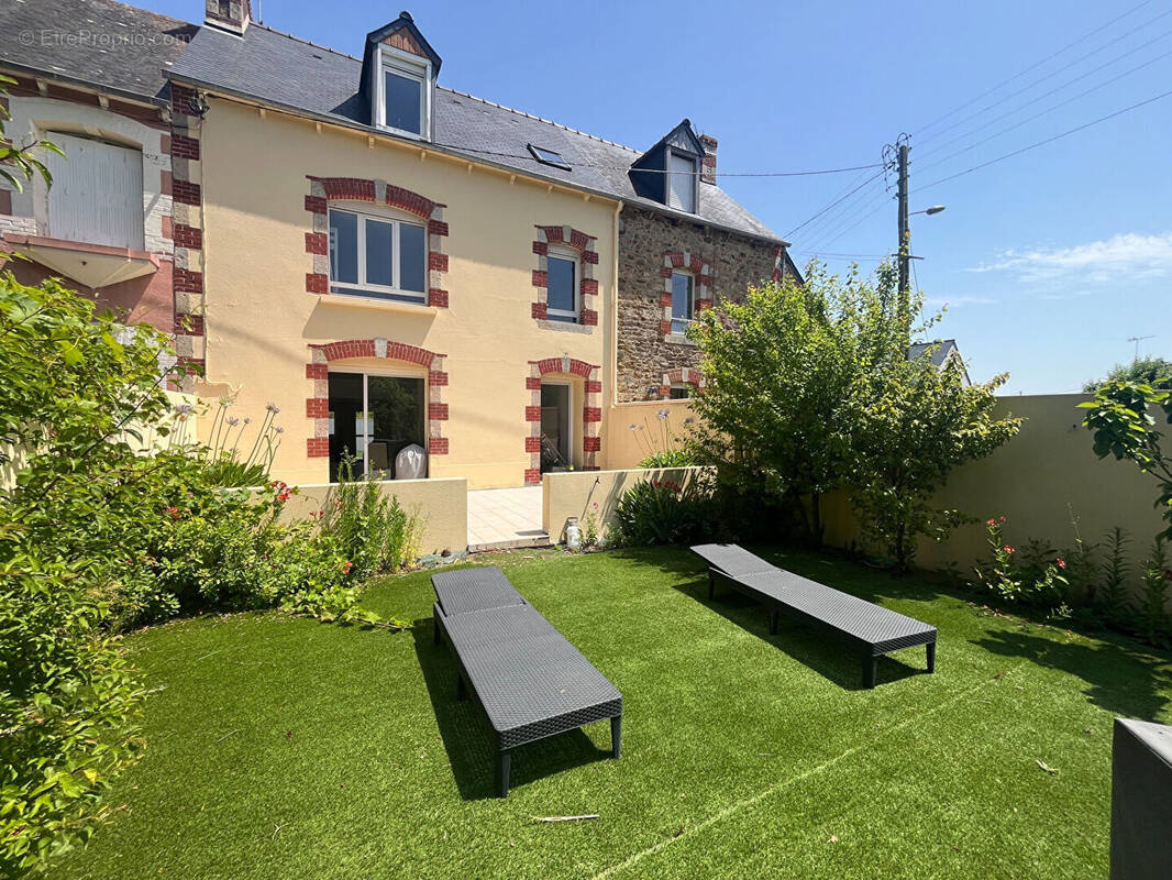 Maison à HILLION