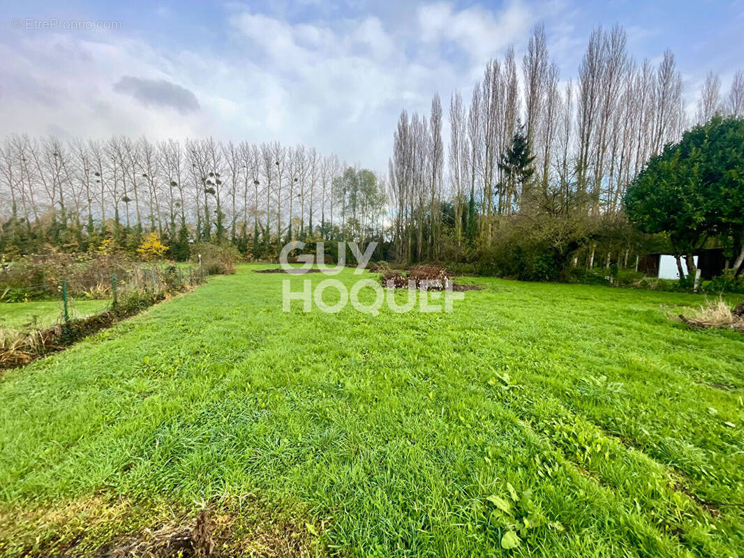 Terrain à DOL-DE-BRETAGNE
