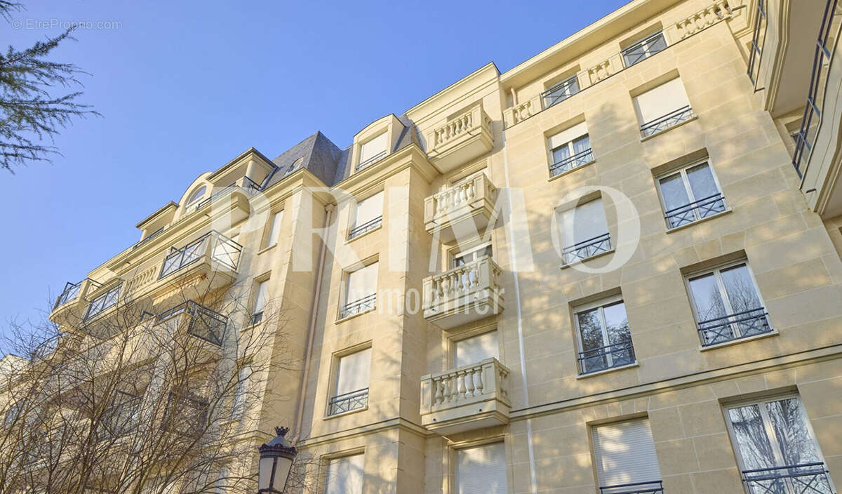 Appartement à LE PLESSIS-ROBINSON