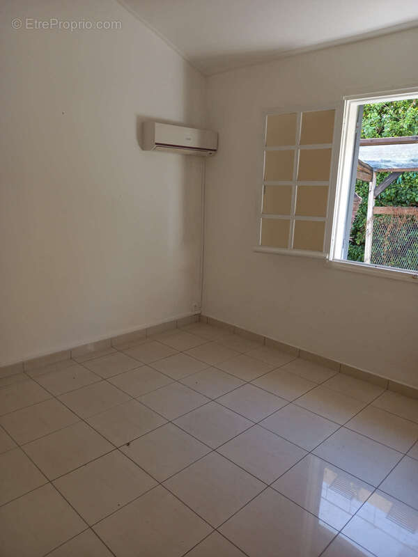 Maison à SAINT-DENIS