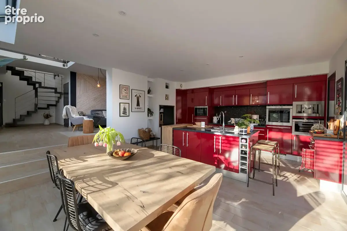 A VENDRE - Agence GIBOIRE - EXCLUSIVITÉ - Maison d'architecte d'environ 182 m² - Rennes - Quartier Patton La Bellangerais - Métr - photo 3