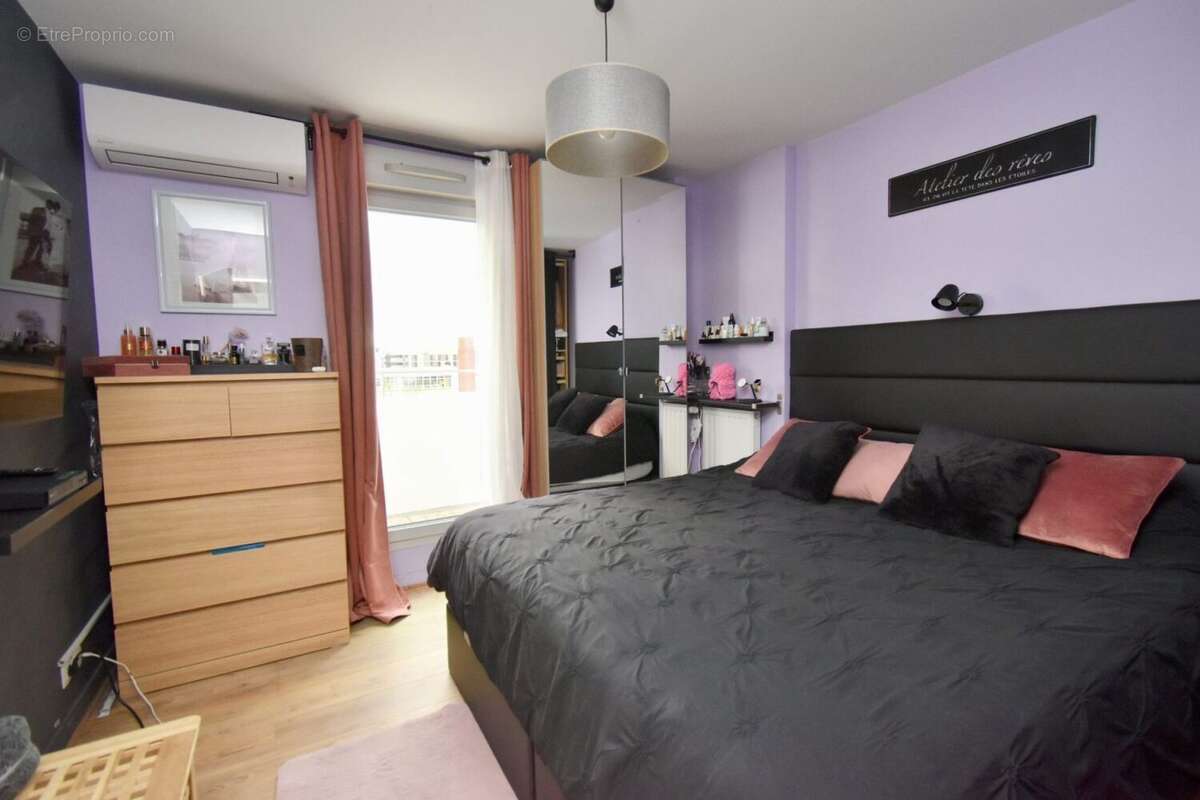 Appartement à GENNEVILLIERS