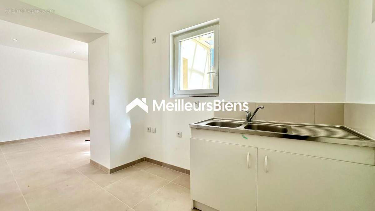 Appartement à LA CHAPELLE-DES-POTS