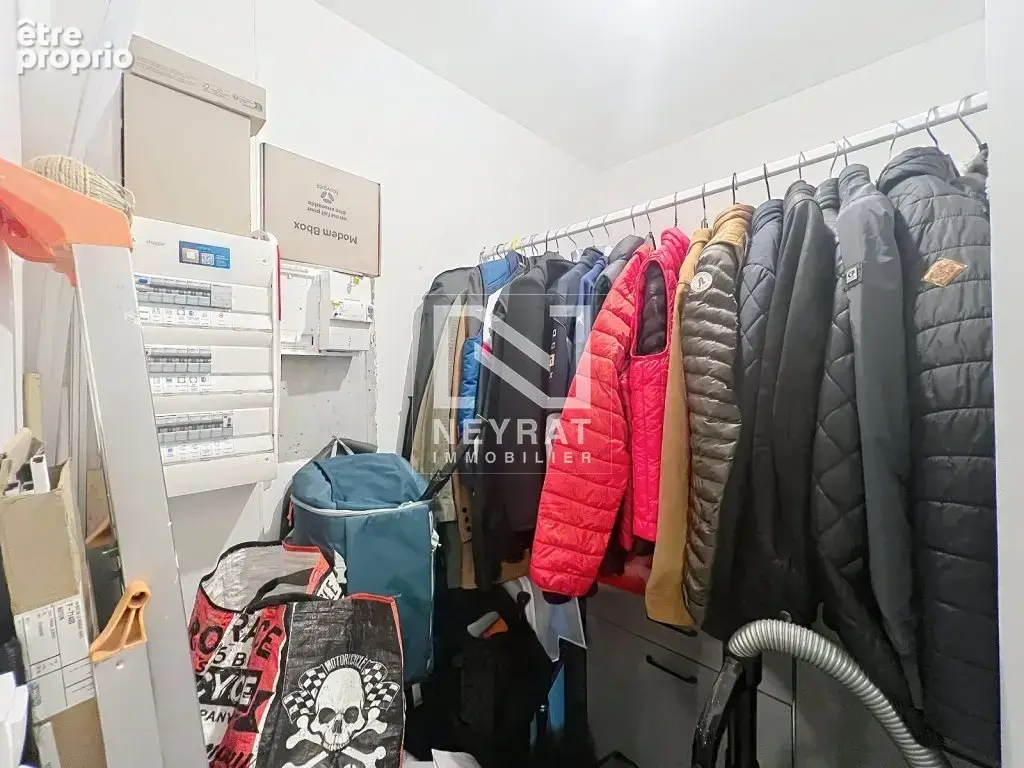 Autun - appartement type 2 avec ascenceur ! - photo 5