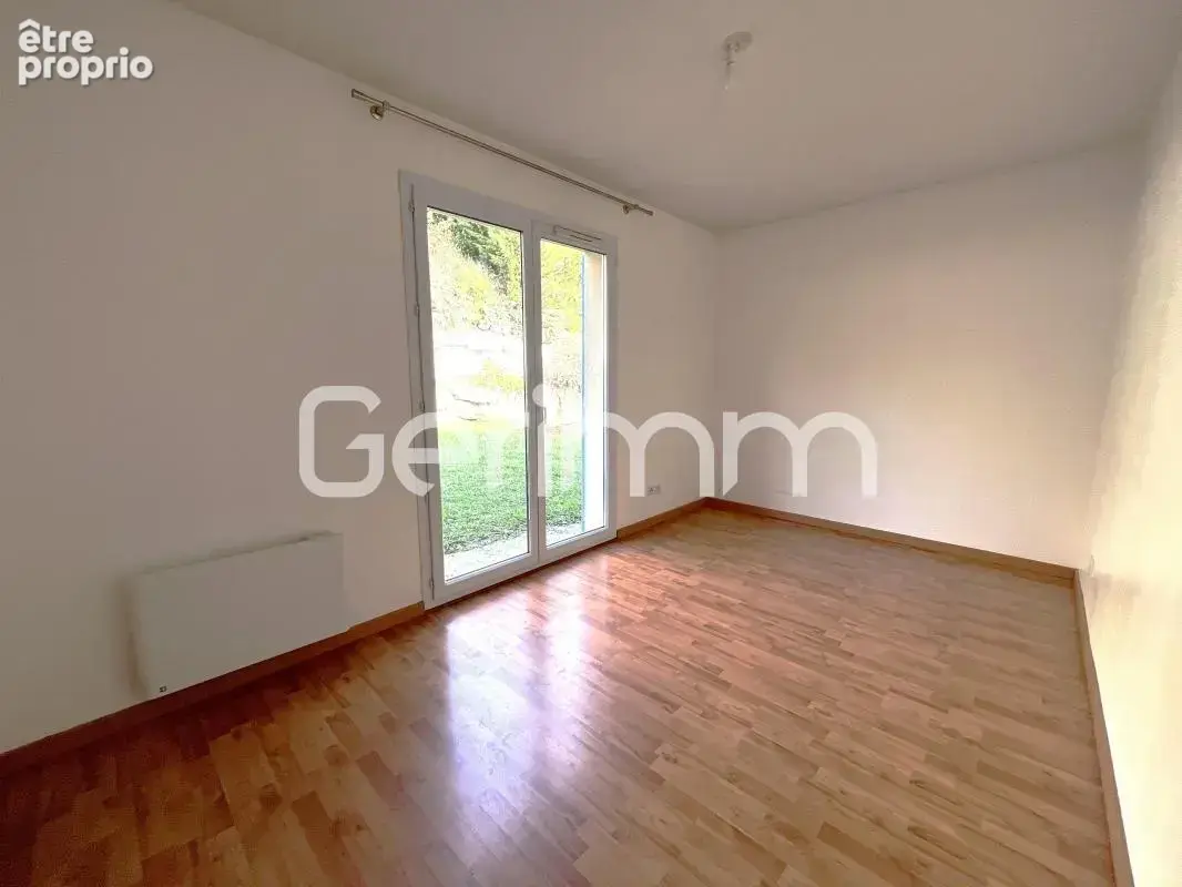 Vente - Appartement - 2 pièces + cuisine - 59 m² - 199 000 € - - photo 6