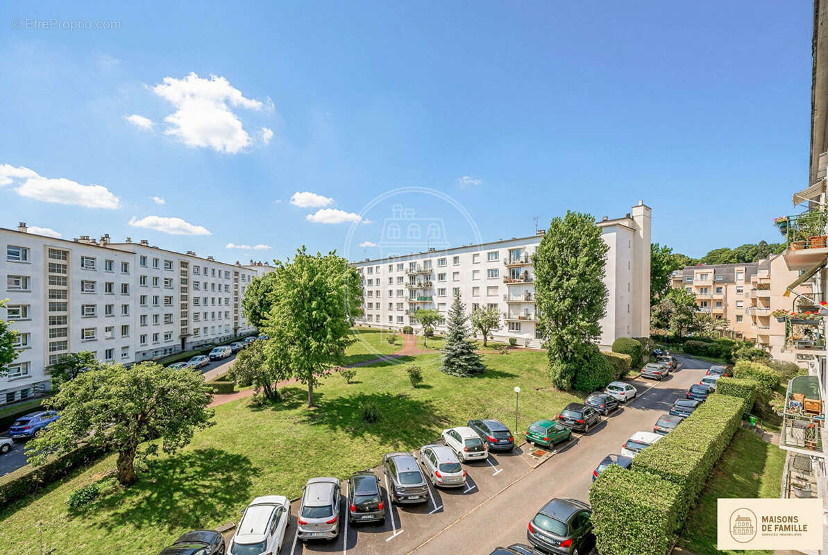 Appartement à GARCHES