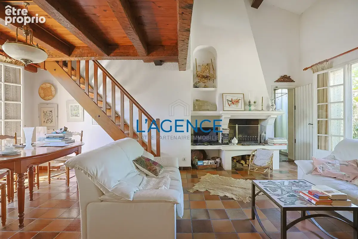 Hyeres maison de plain pied + petit etage avec tropezienne - photo 4