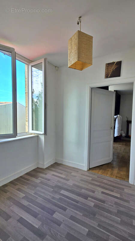 Maison à ORADOUR-SUR-GLANE