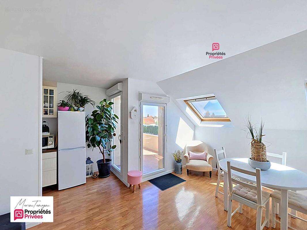 Appartement à LACROIX-SAINT-OUEN