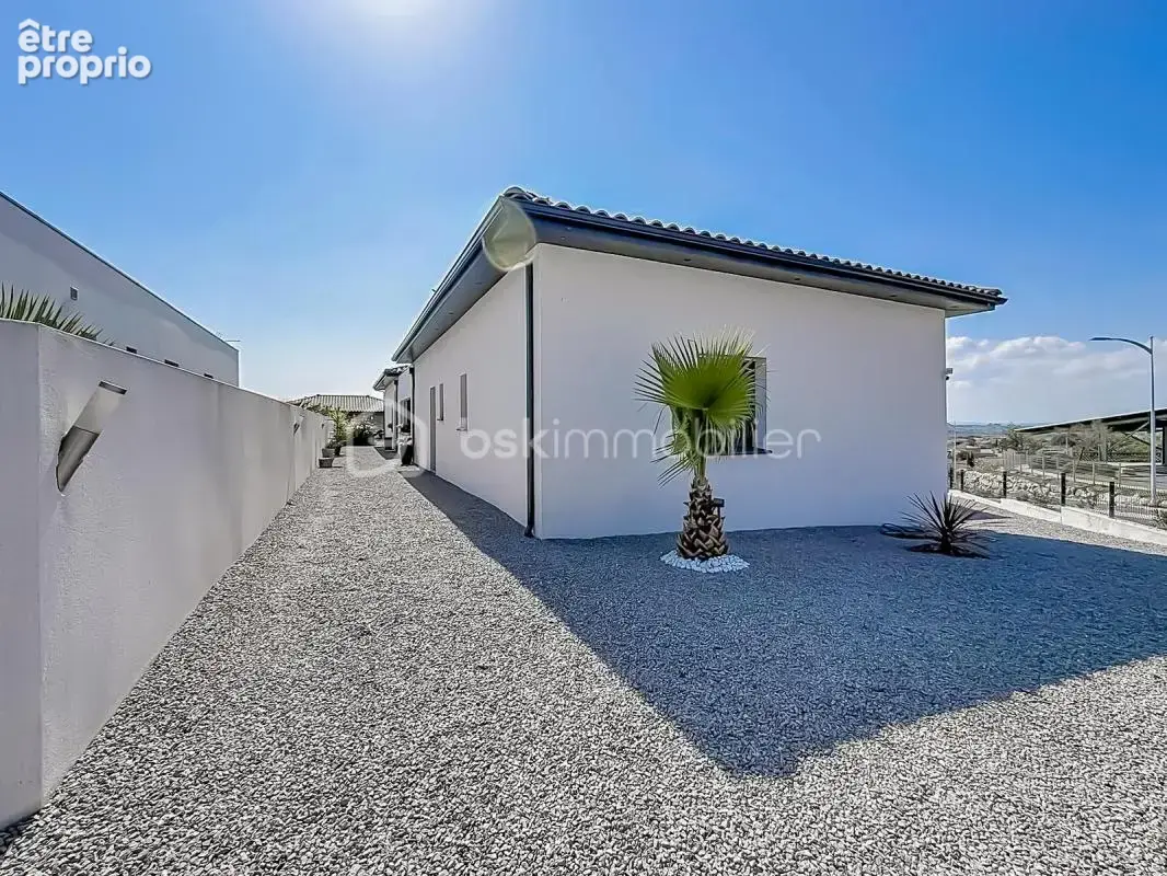 *** superbe villa contemporaine de 247 m² – grand garage de 110 m² – nissan-lez-enserune *** - photo 27