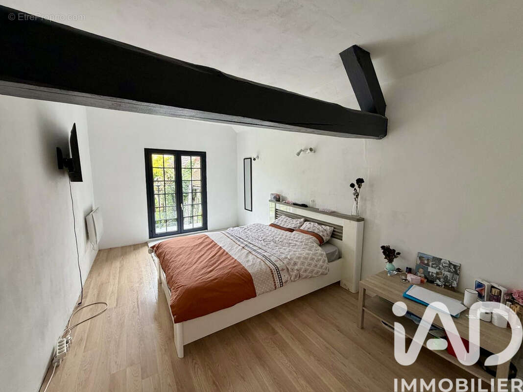 Photo 9 - Maison à VILLENEUVE-SUR-YONNE