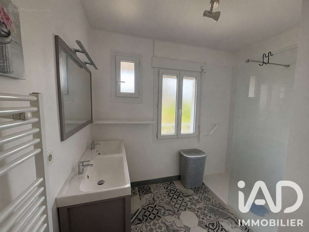 Maison 119 m² à Terrasson-Lavilledieu  - photo 7