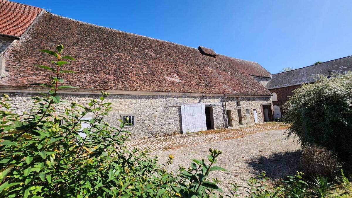Maison à NANTEUIL-LE-HAUDOUIN