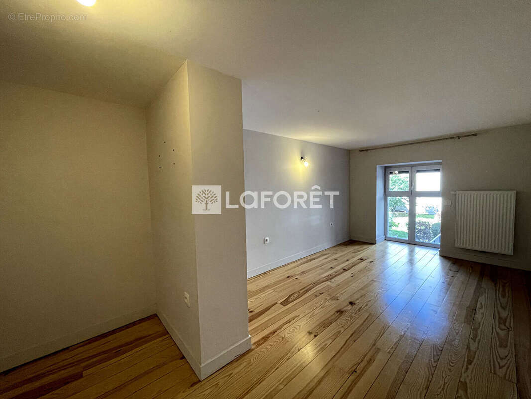 Appartement à SAINT-ETIENNE