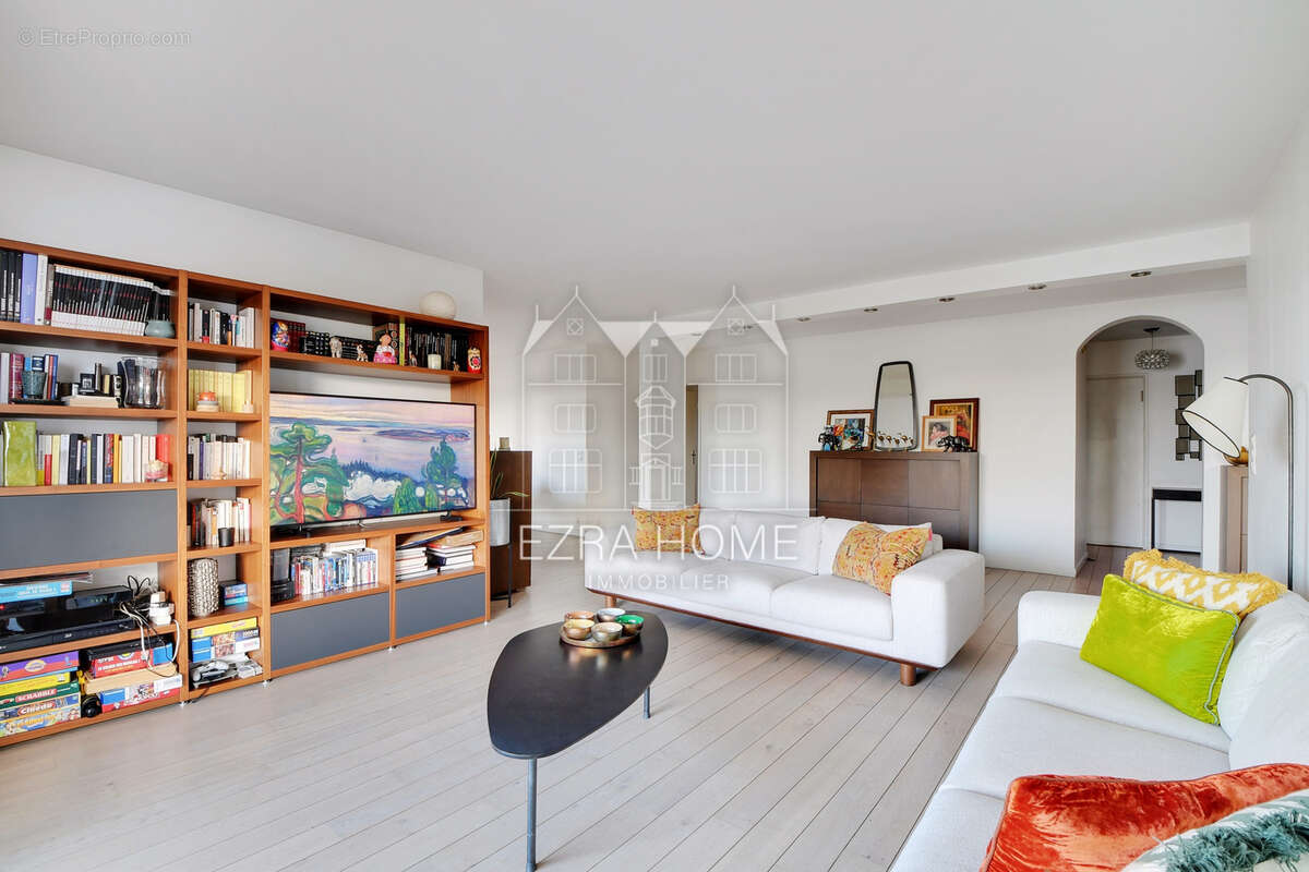 Appartement à ENGHIEN-LES-BAINS