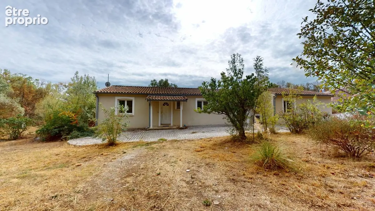 Photo Maison à Villemoustaussou au prix de 199 900€