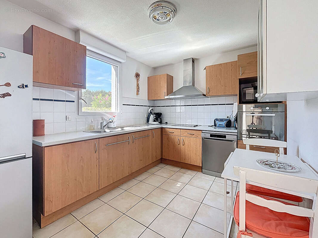 Maison à JONQUIERES-SAINT-VINCENT