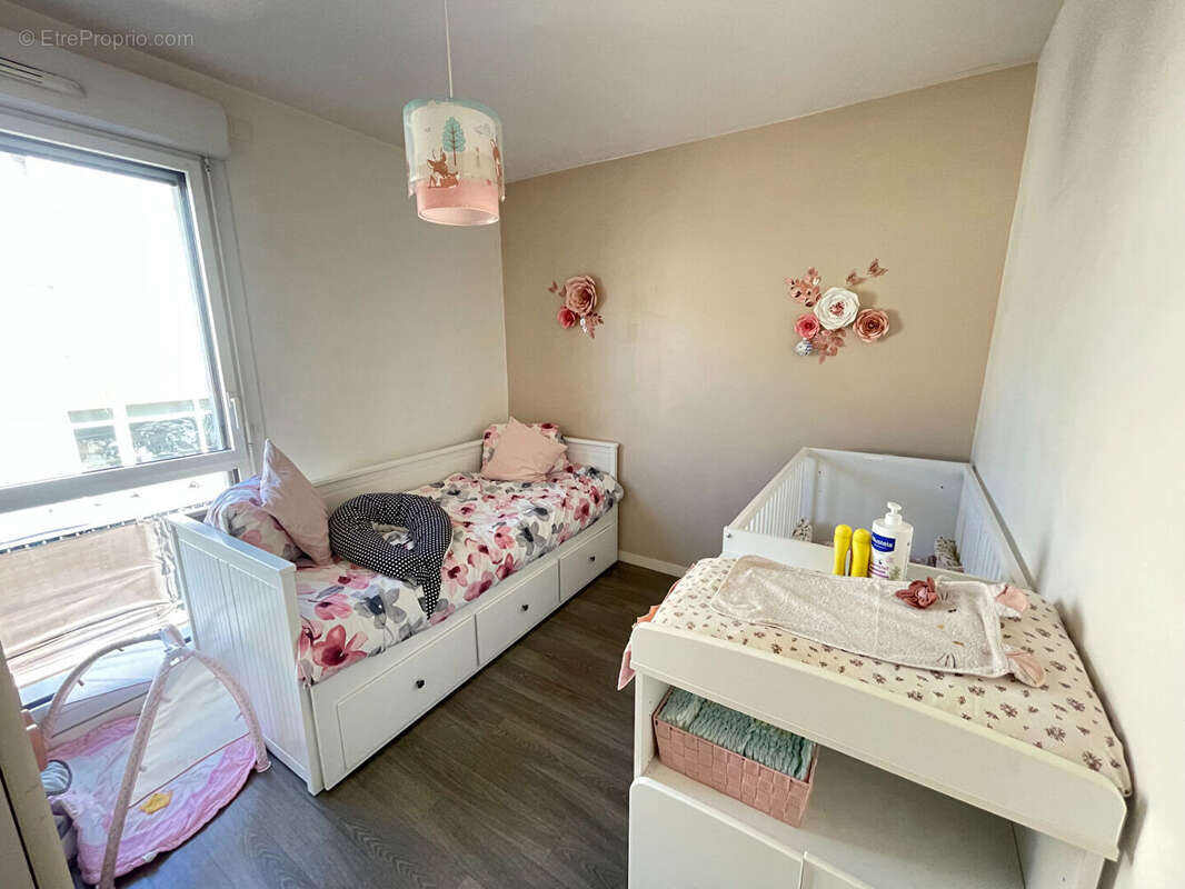 Appartement à SARTROUVILLE