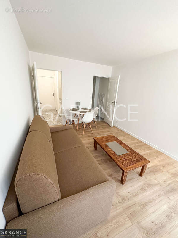 Appartement à PARIS-12E