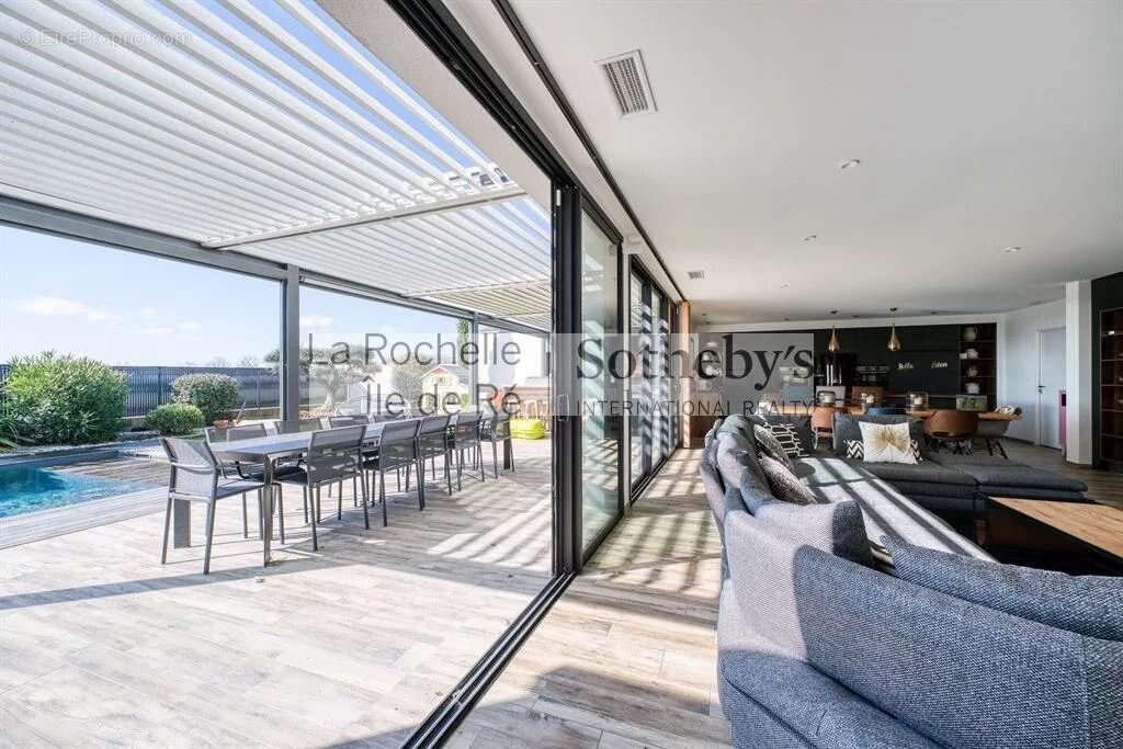 Maison à SAINT-ROGATIEN