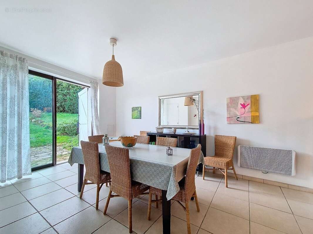 Maison à FERRIERES-POUSSAROU