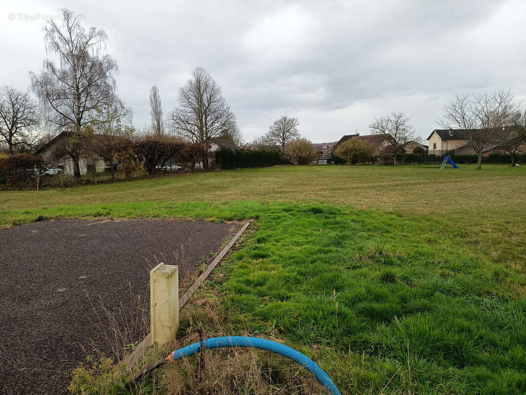 Terrain à MALBOUHANS