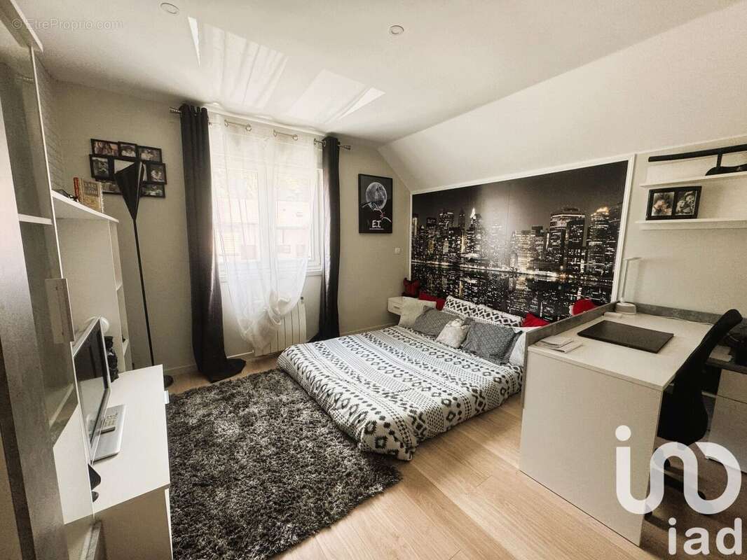 Photo 8 - Maison à CRANVES-SALES