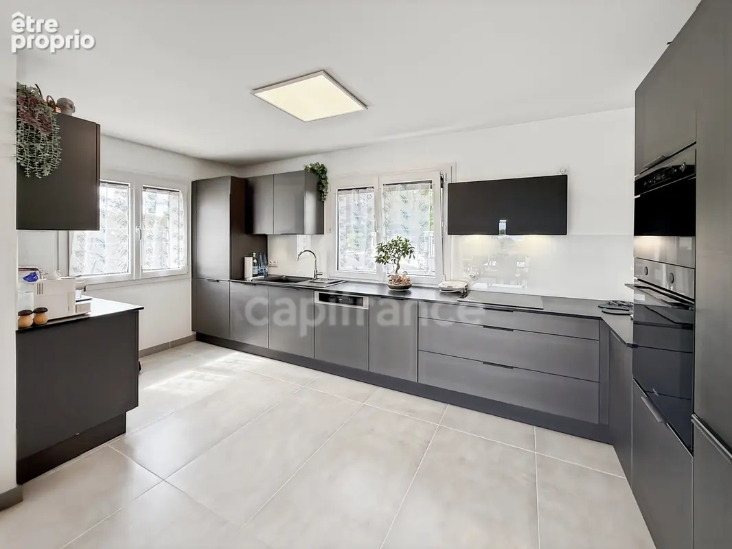 Maison à vendre 8 pièces PREVESSIN MOENS (01) - photo 5