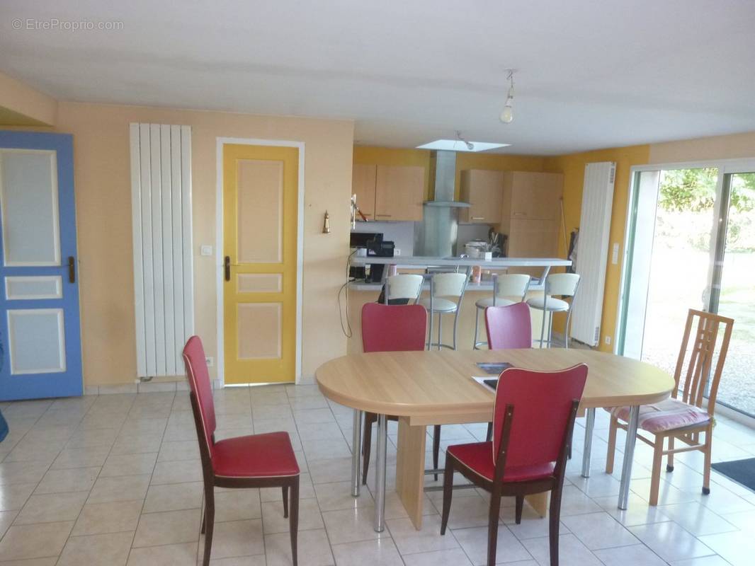 Maison à LA SUZE-SUR-SARTHE