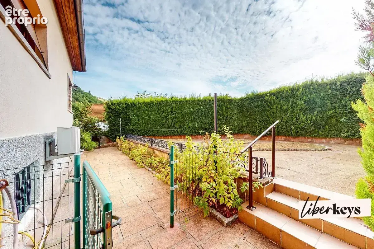 En exclusivité: Maison 4 chambres, jardin et prête à vivre ! - photo 3
