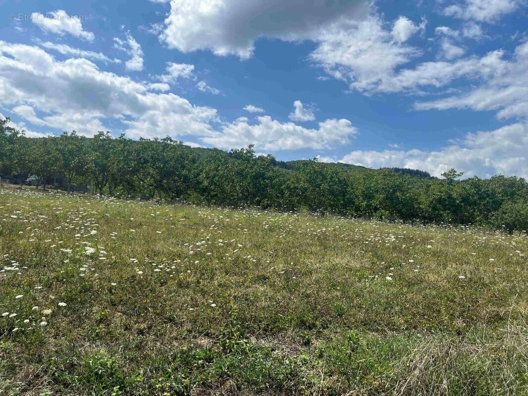 Terrain à CAHORS