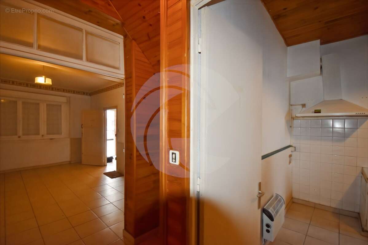 Appartement à NEGREPELISSE