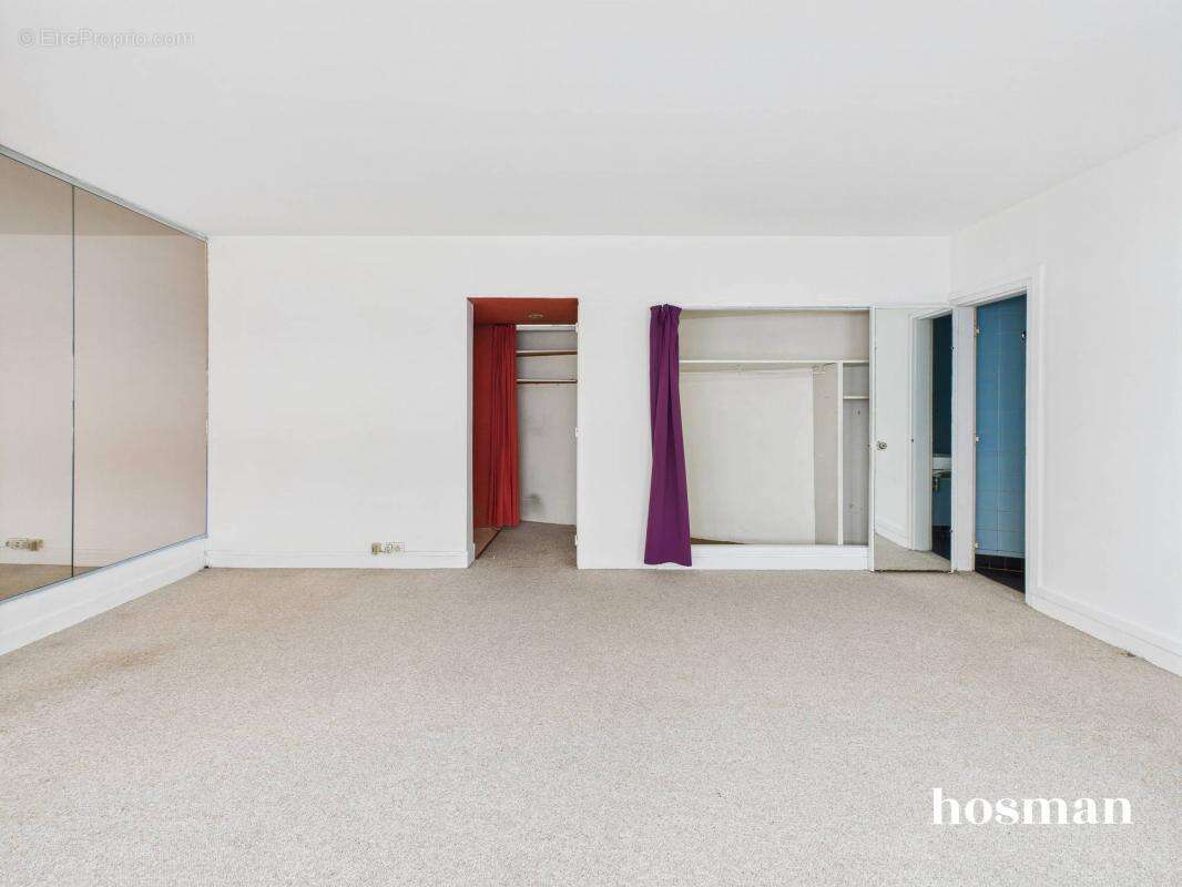 Appartement à PARIS-7E