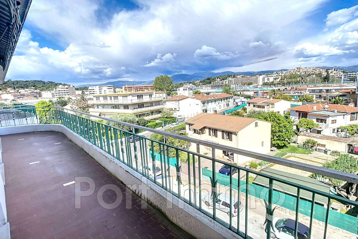 Appartement à CAGNES-SUR-MER
