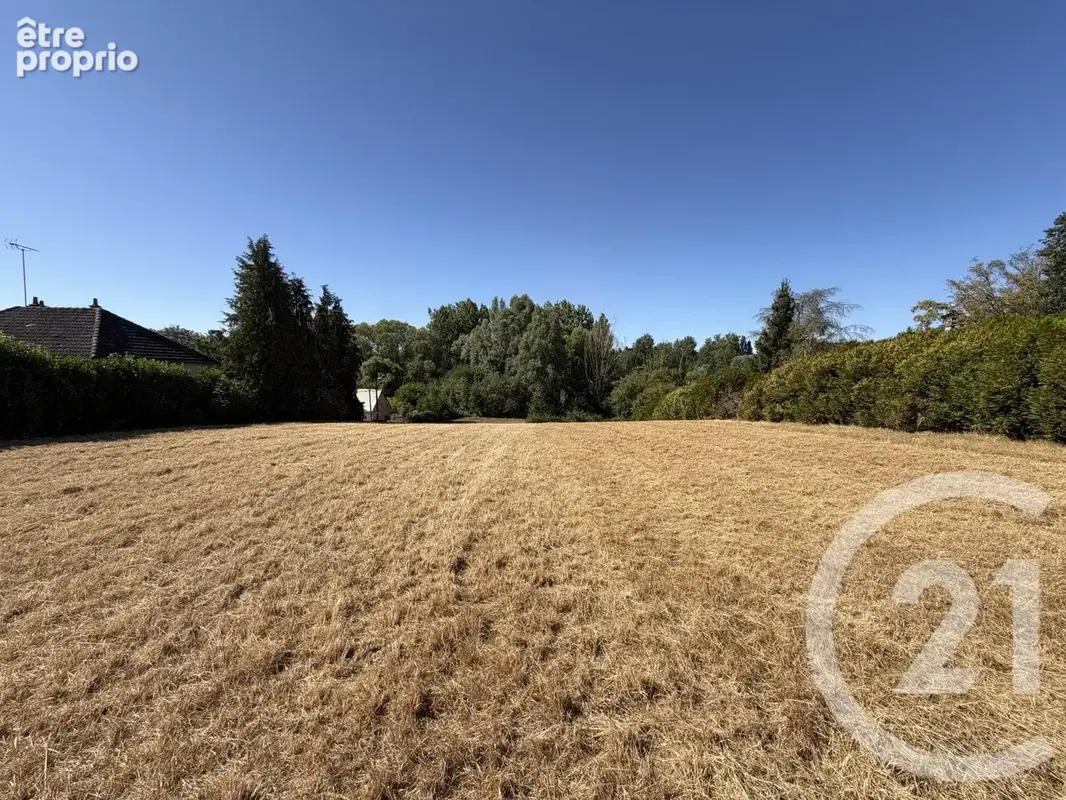 Terrain 1 647 m² à vendre à Moleans (28200) - photo 2