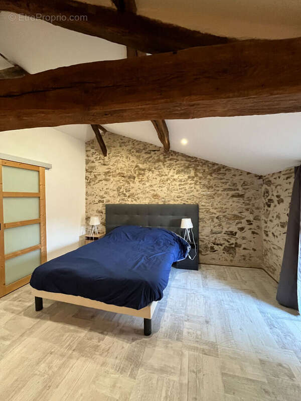 Maison à SAINT-REMY-EN-MAUGES