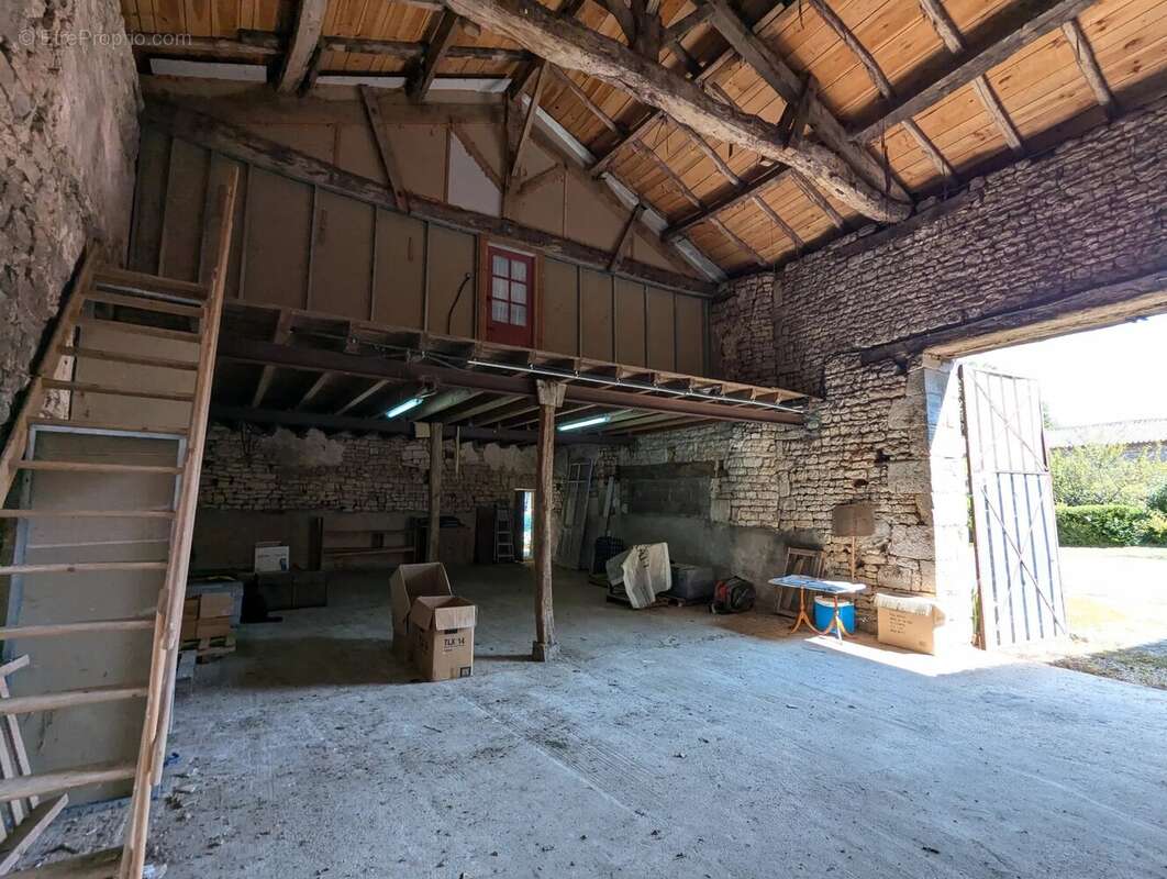 Maison à MONTJEAN