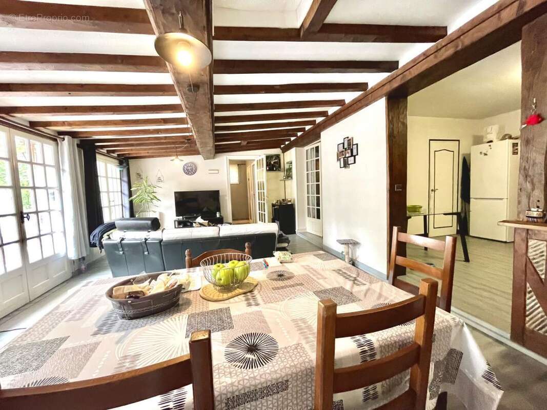Maison 163 m² à Lisieux  - photo 2