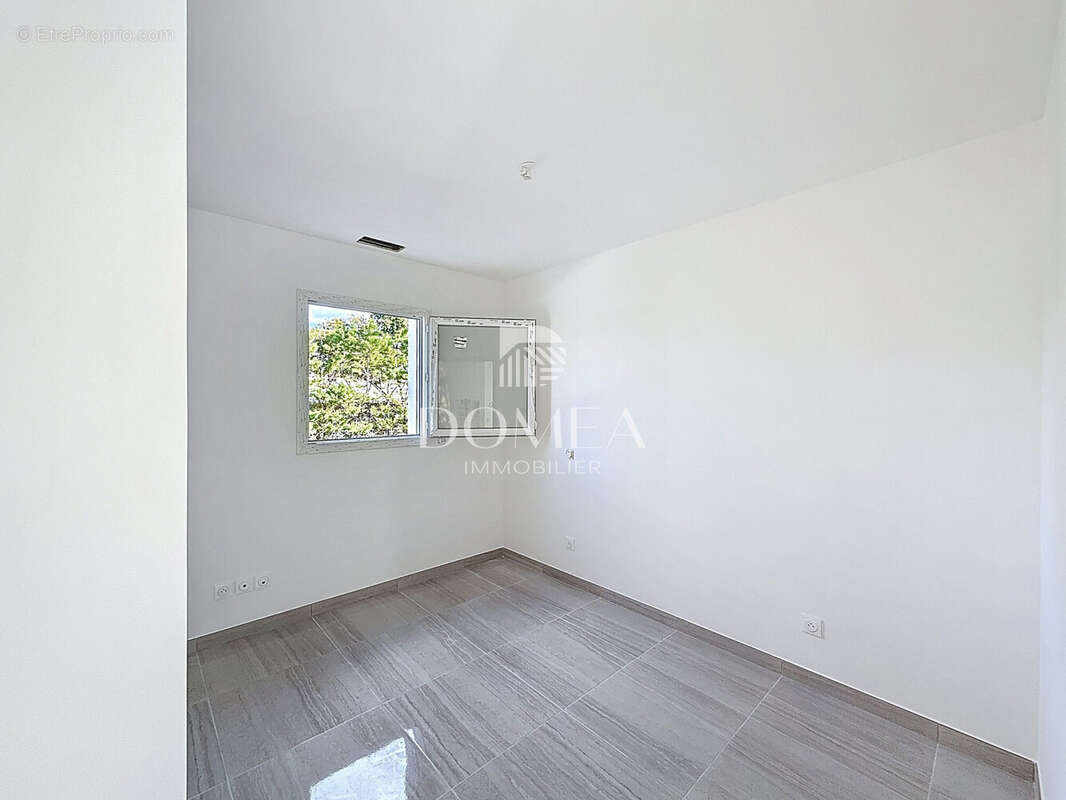 Maison à SAINT-JEAN-DE-VEDAS