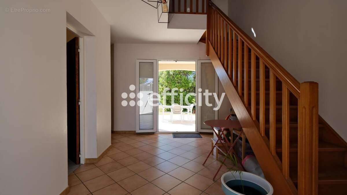 Maison 145 m² à Agde  - photo 9