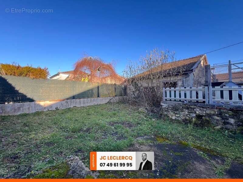 Maison à ROCHES-SUR-MARNE