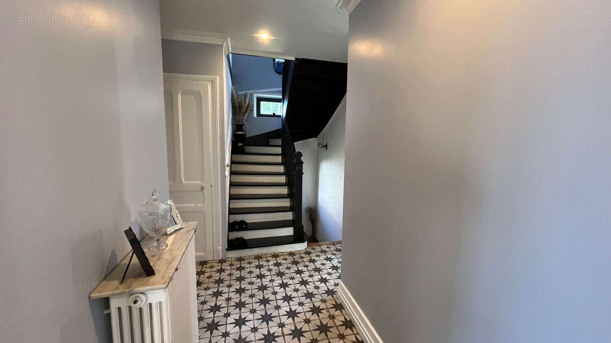 Maison à SAINT-CHRISTOPHE-EN-BAZELLE