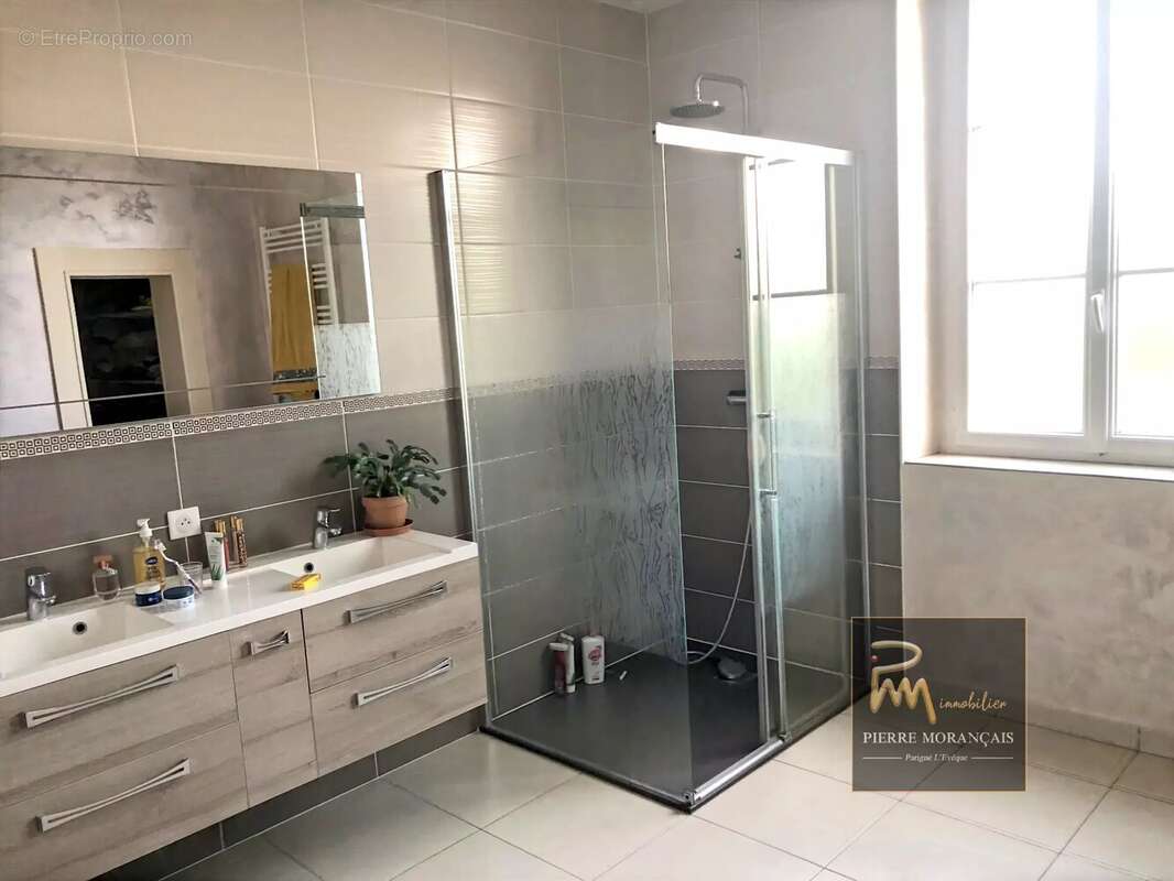 Maison à VILLAINES-SOUS-LUCE